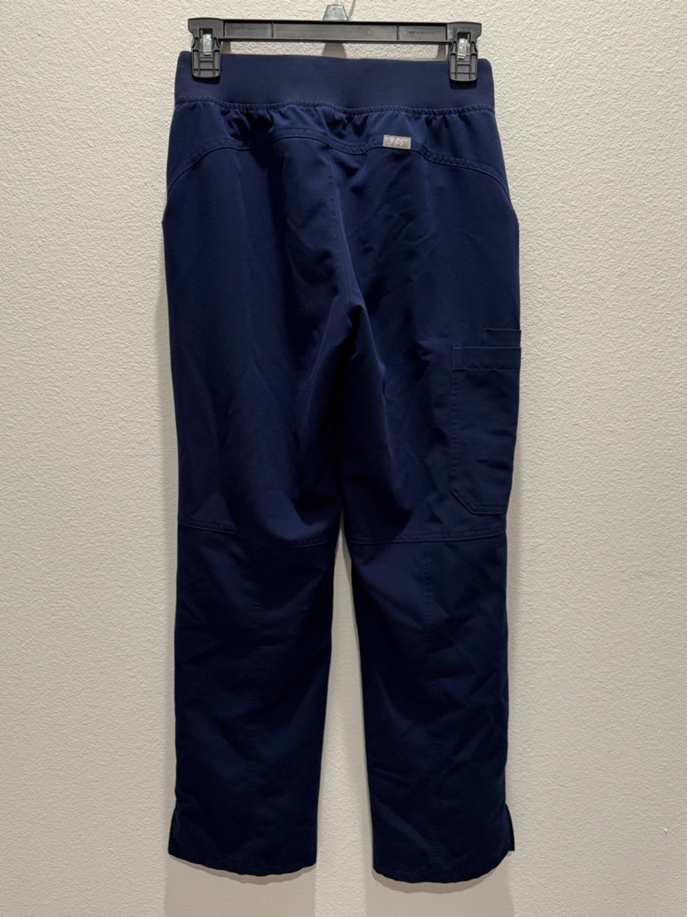 Kade Cargo Scrub Pants XS Petite Navy - Picture 2 of 4